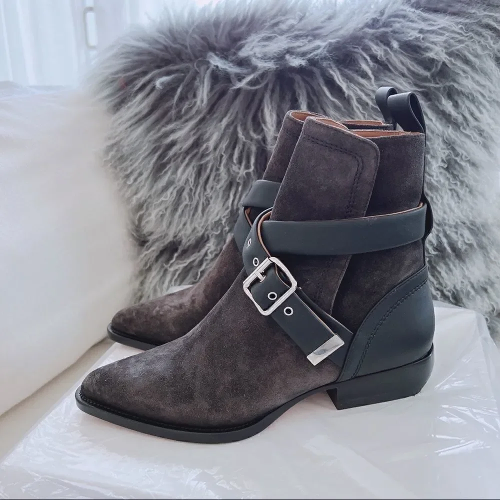 Chloe Rylee Suede boots